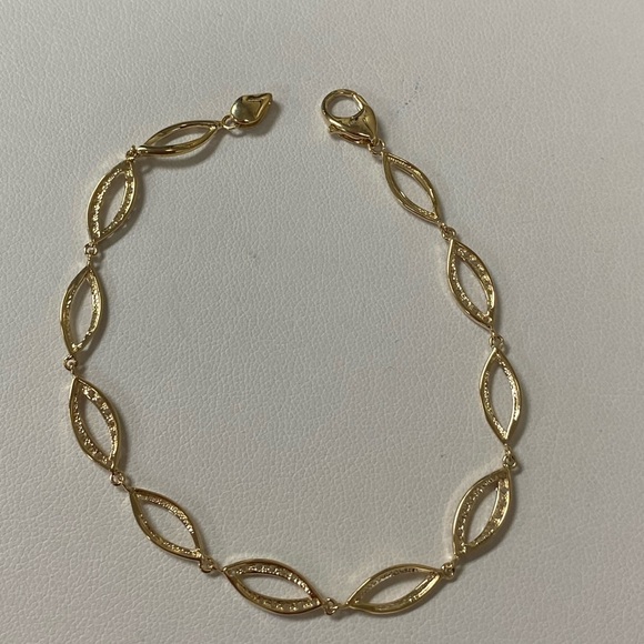 Solid Real 14K Yellow Gold CZ Infiniti Bracelet - Picture 6 of 8